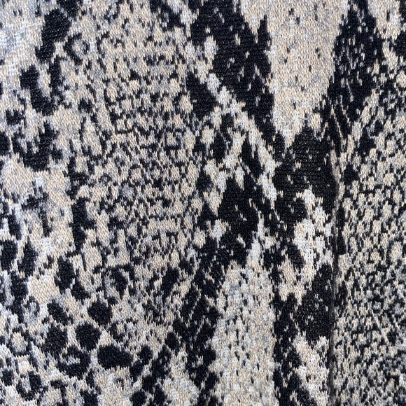 Snake Print Crew Neck Sweater - Picture 2 of 5